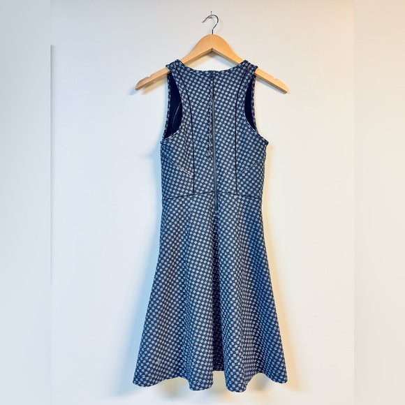 Lululemon Go Til Dawn Sleeveless Tennis Dress Size 6 - Picture 7 of 13